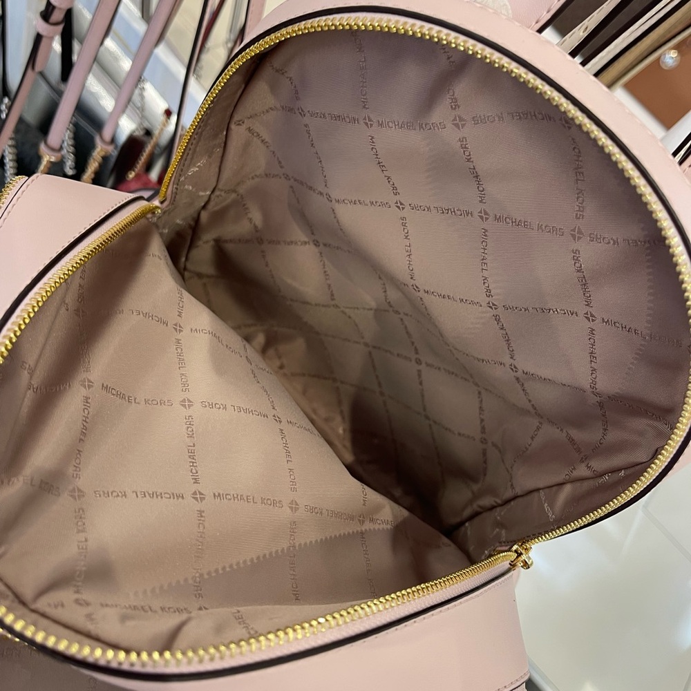 MICHAEL KORS Jaycee Medium Signature Logo Backpack
POWDER BLUSH
NWT - Picture 11 of 16